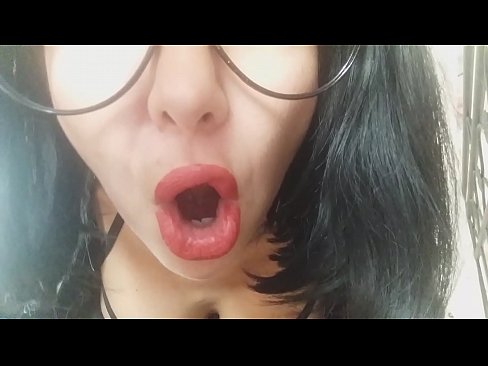 ❤️ ګرانه، ستا سوزنده مور به تاسو نن ښوونځي ته نه پریږدي ... زه تاسو ته ډیره اړتیا لرم ... ❤️  ❌